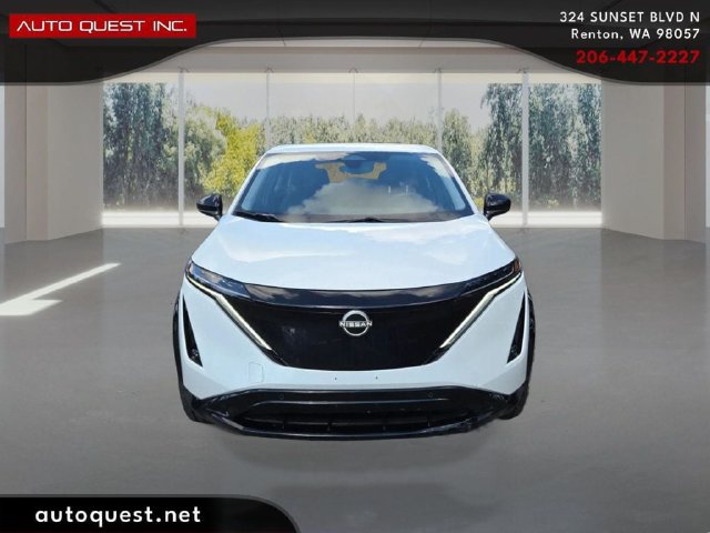 Used 2024 Nissan Ariya AWD image 2