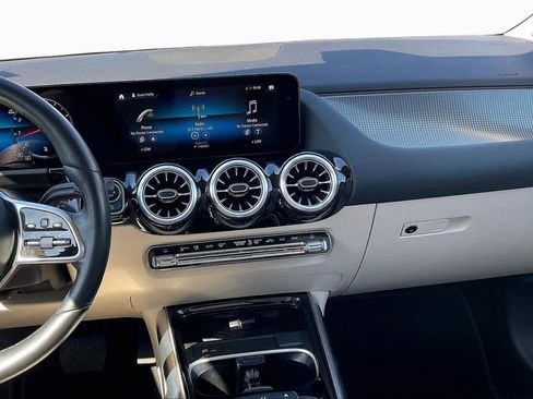 Used 2023 Mercedes-Benz GLA 250 GLA 250 image 6