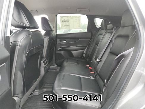 Used 2025 Nissan Murano SV image 10