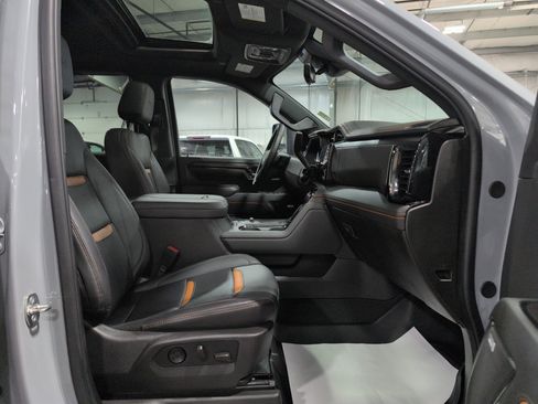 Used 2024 GMC Sierra 3500 AT4 w/ AT4 Premium Plus Package image 15