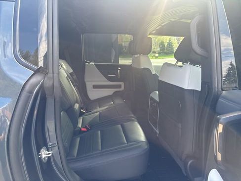 Used 2025 GMC Hummer EV 3X AWD/4WD image 13