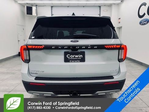 New 2026 Ford Explorer Active w/ Active Comfort Package image 4