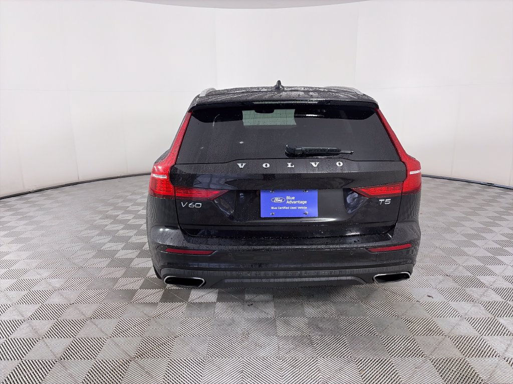 Used 2020 Volvo V60 T5 Cross Country AWD/4WD image 6