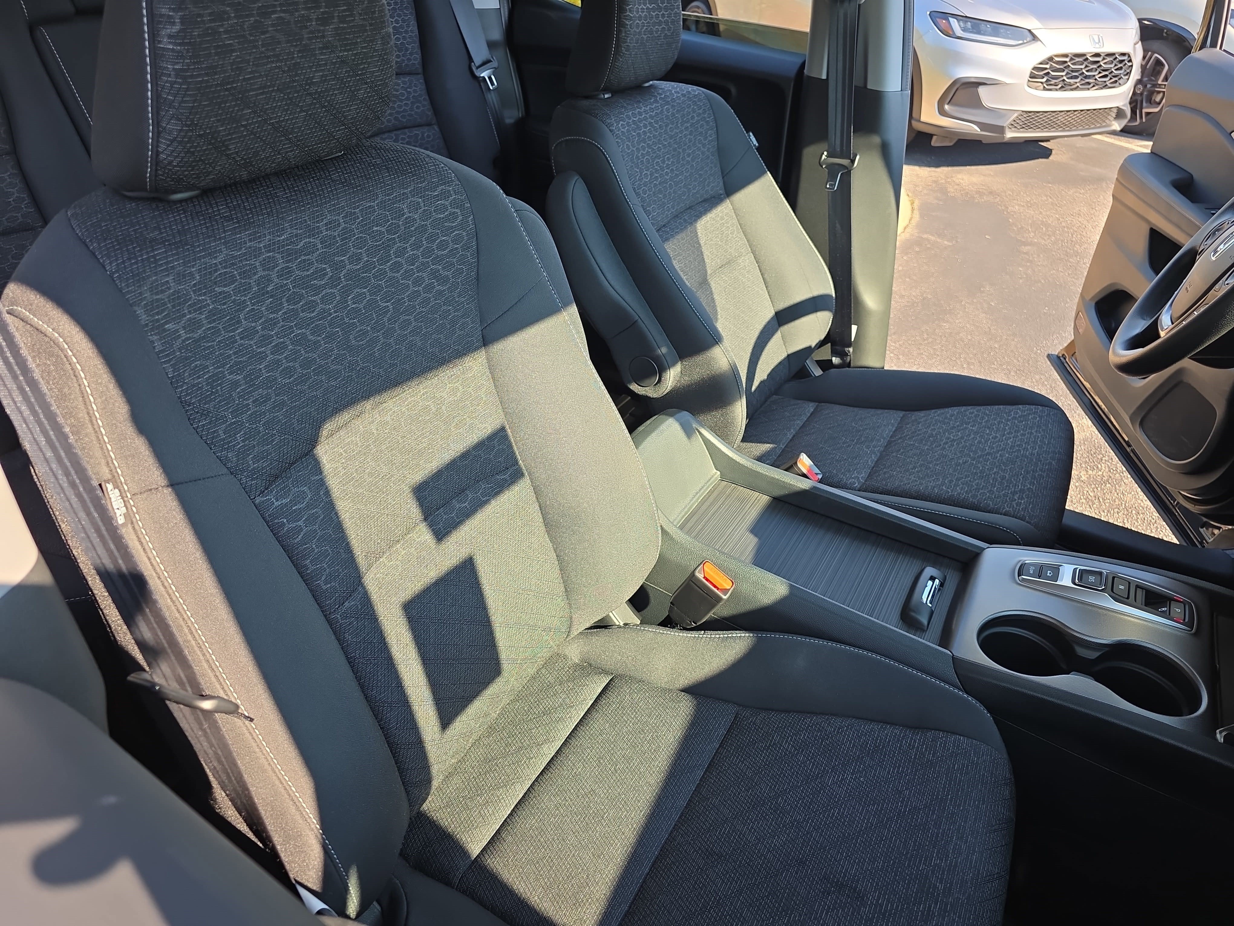 Used 2023 Honda Ridgeline Sport image 10