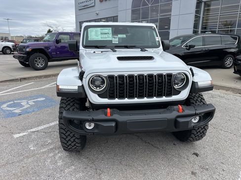 New 2026 Jeep Gladiator Mojave image 9