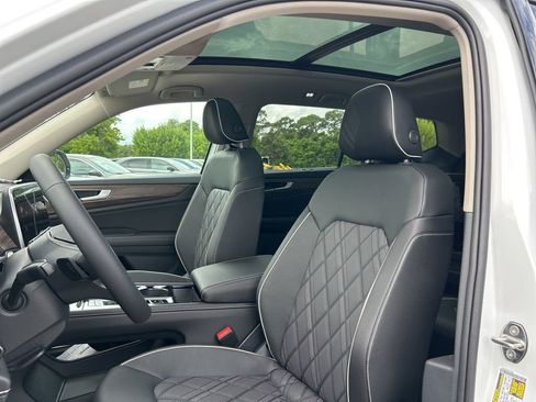 New 2026 Volkswagen Atlas SEL Premium R-Line AWD/4WD image 15