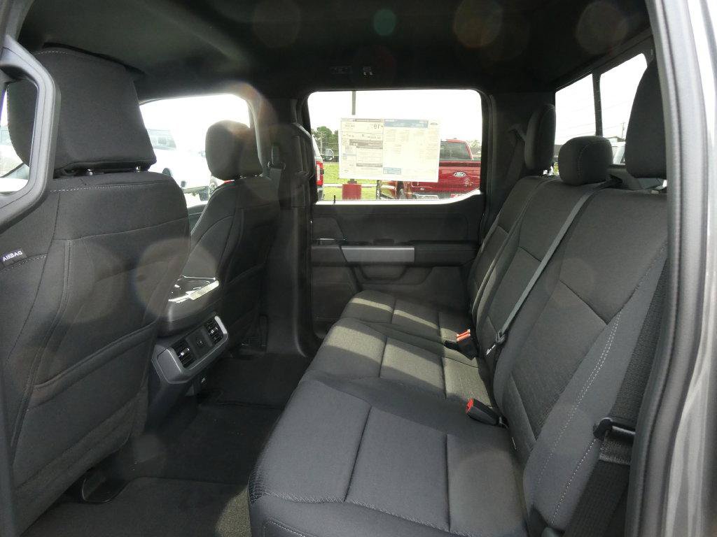 New 2026 Ford F150 XLT w/ Equipment Group 302A MID AWD/4WD image 15