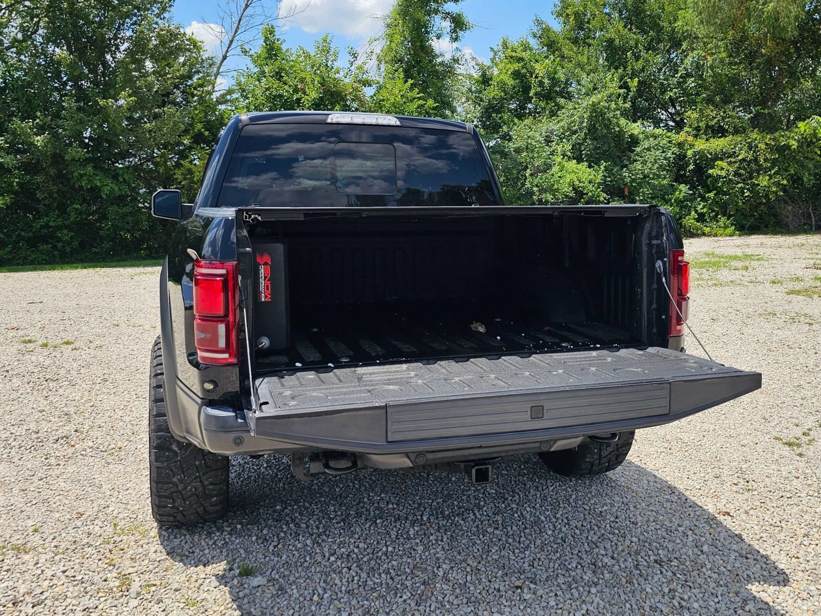 Used 2019 Ford F150 Raptor w/ Equipment Group 802A Luxury AWD/4WD image 10