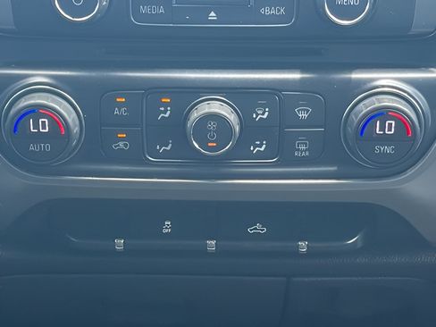 Used 2017 Chevrolet Silverado 1500 LT w/ Texas Edition RWD image 27