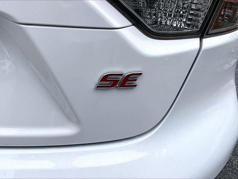 Used 2024 Toyota Corolla SE FWD image 10