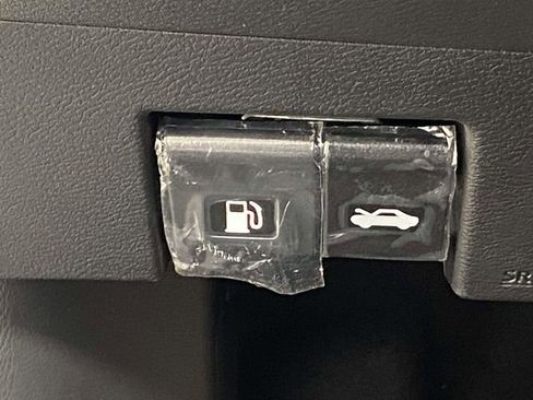 New 2025 Nissan Versa S w/ Trunk Package image 18