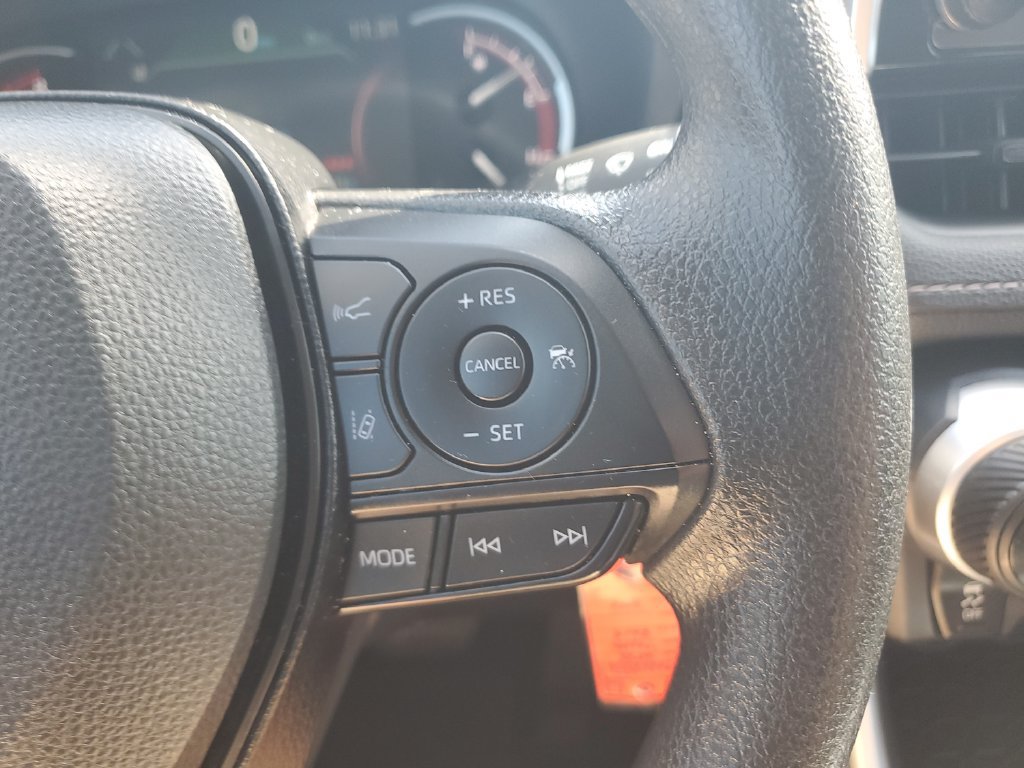Certified 2025 Toyota RAV4 LE FWD image 20