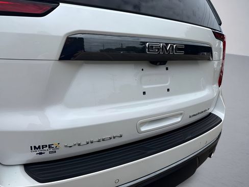 Used 2023 GMC Yukon XL Denali Ultimate AWD/4WD image 41