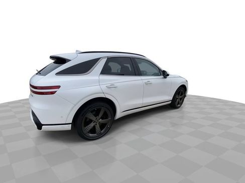 Used 2025 Genesis GV70 3.5T Sport w/ Sport Prestige Package AWD/4WD image 2