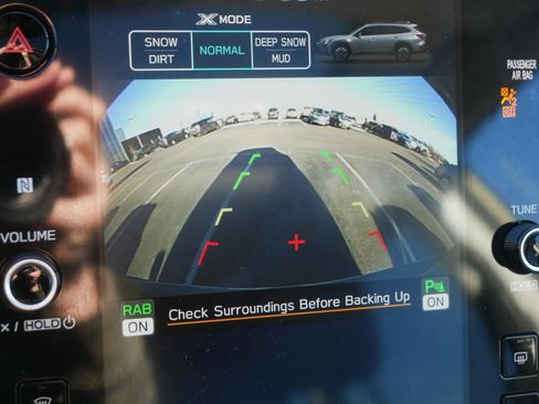 Used 2025 Subaru Outback Onyx Edition image 27