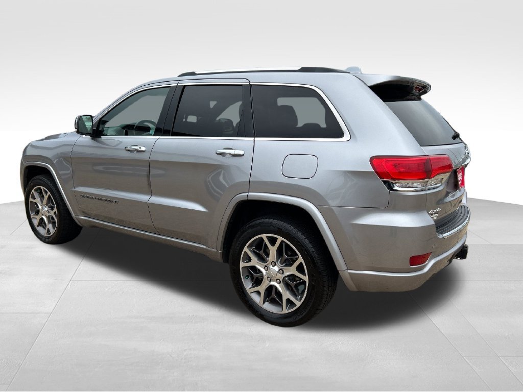 Used 2021 Jeep Grand Cherokee Overland AWD/4WD image 3