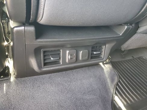 Used 2021 Chevrolet Silverado 1500 RST w/ Redline Edition RWD image 16