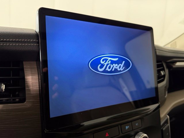 Used 2022 Ford Expedition Limited RWD image 15