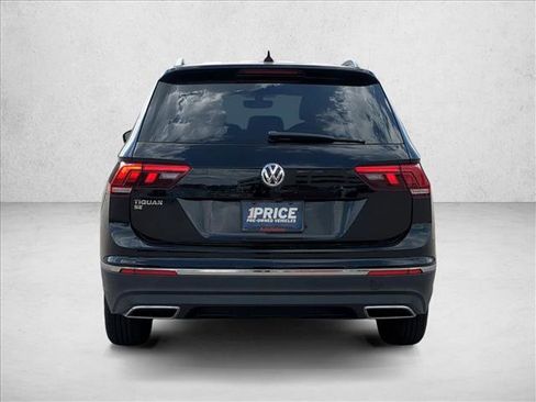 Used 2021 Volkswagen Tiguan SE image 7