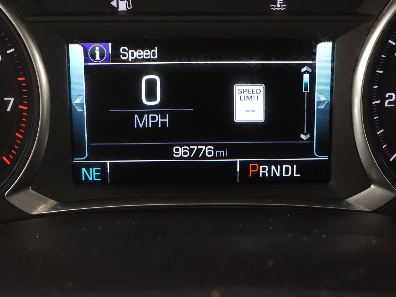 Used 2018 Chevrolet Traverse LT w/ LPO, Floor Liner Package AWD/4WD image 20