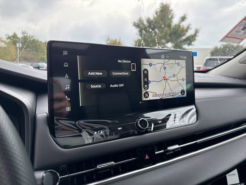 New 2025 Mitsubishi Outlander SEL image 8