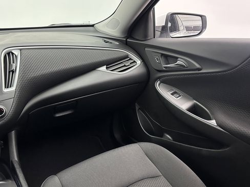 Used 2025 Chevrolet Malibu LT image 21