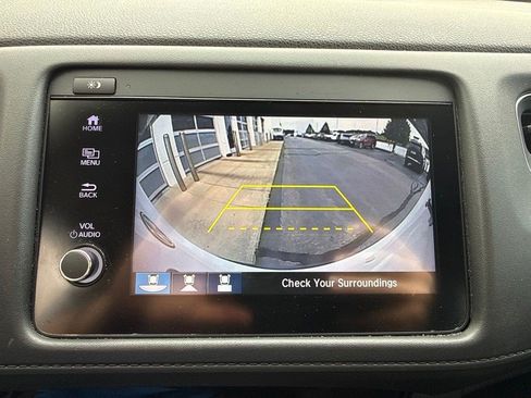 Used 2022 Honda HR-V EX image 16