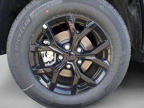 New 2026 Jeep Grand Cherokee Altitude AWD/4WD image 7