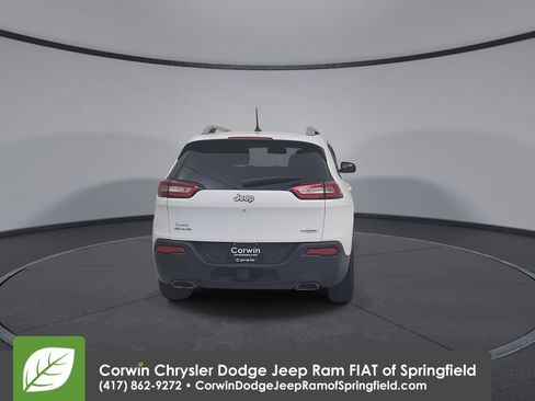 Certified 2016 Jeep Cherokee Latitude image 13