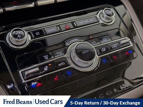 Used 2022 Lincoln Corsair AWD w/ Premium Package image 23