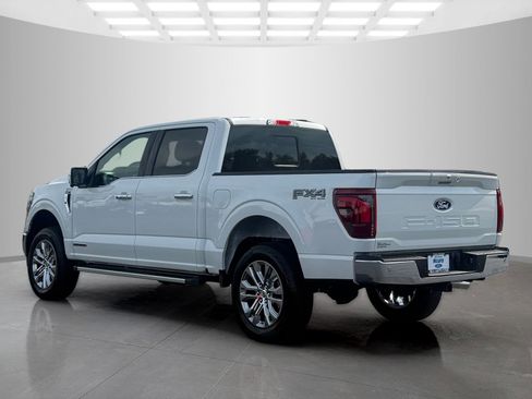 Used 2025 Ford F150 Lariat w/ Equipment Group 501A Mid AWD/4WD image 5