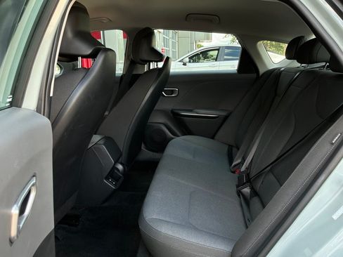 Used 2025 Kia K4 FWD image 11