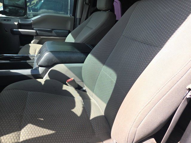 Used 2018 Ford F250 XLT w/ XLT Premium Package AWD/4WD image 12