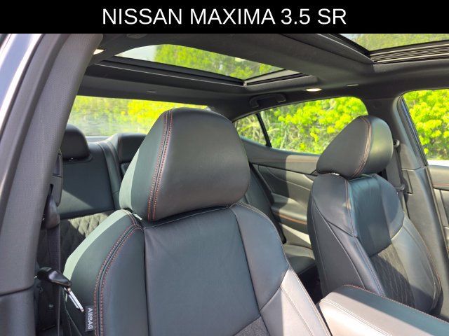 Used 2019 Nissan Maxima SR w/ Premium Package FWD image 11