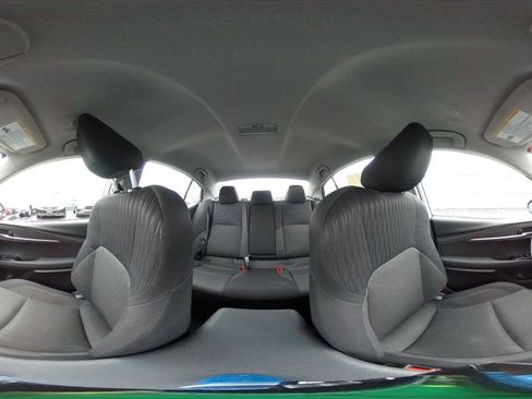 Used 2025 Toyota Camry LE image 41