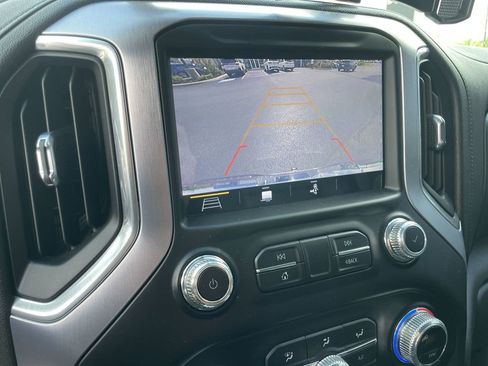 Used 2019 GMC Sierra 1500 SLT w/ SLT Premium Package AWD/4WD image 14