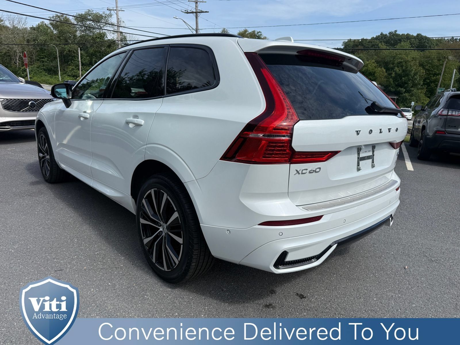 Certified 2024 Volvo XC60 B5 Plus w/ Protection Package Premier AWD/4WD image 6