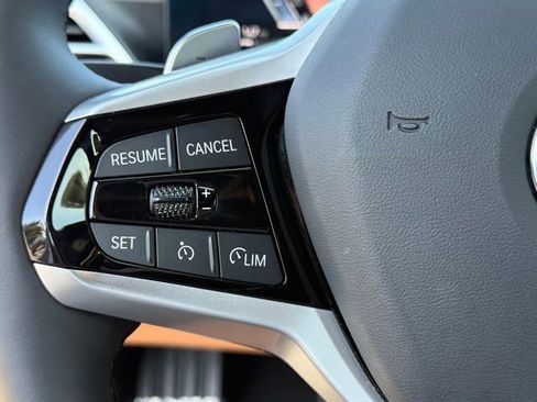 Used 2025 BMW 330i Sedan w/ Convenience Package image 23