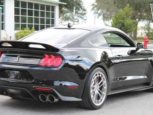 Used 2020 Ford Mustang Shelby GT500 w/ Technology Package image 18