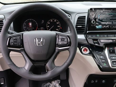 New 2026 Honda Odyssey Elite image 17
