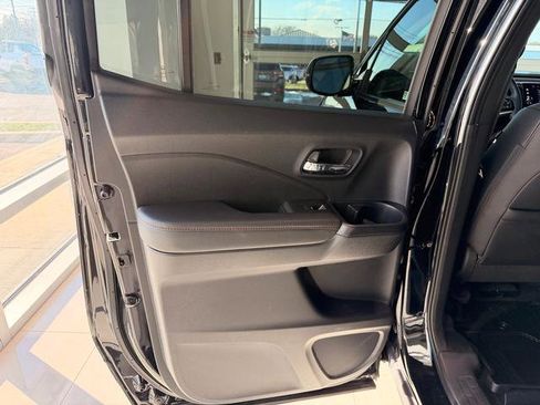 Used 2024 Honda Ridgeline Black Edition image 16