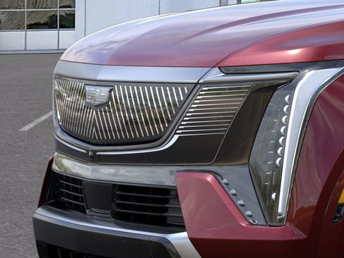 New 2026 Cadillac Escalade IQ Luxury 2 w/ LPO, Radiant Package image 14