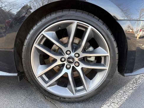 Used 2017 Ford Mustang GT Premium w/ Equipment Group 401A image 25