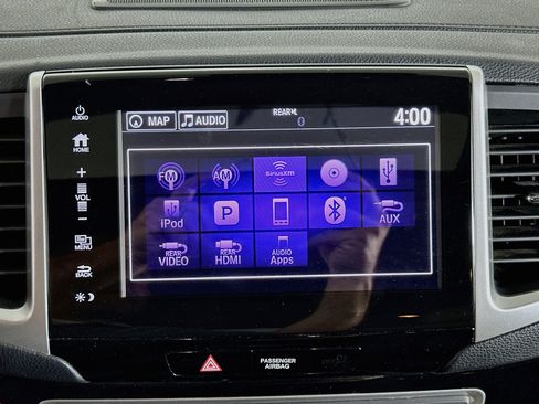 Used 2018 Honda Pilot Elite image 19