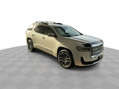 Certified 2021 GMC Acadia Denali w/ Denali Technology Package image 2