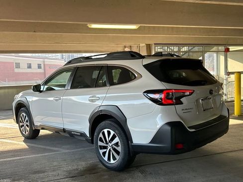 New 2025 Subaru Outback Premium image 4