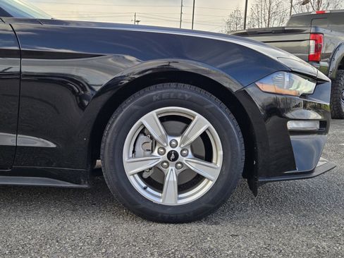 Certified 2022 Ford Mustang Coupe image 12