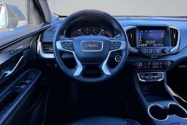 Used 2024 GMC Terrain SLT AWD/4WD image 8