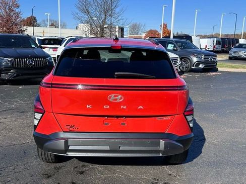 Used 2024 Hyundai Kona Limited image 9