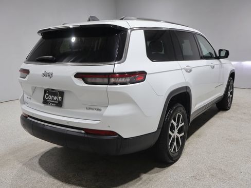 Certified 2023 Jeep Grand Cherokee L Limited w/ Trailer Tow Group (B) AWD/4WD image 3